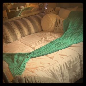 Mermaid Tail Blanket